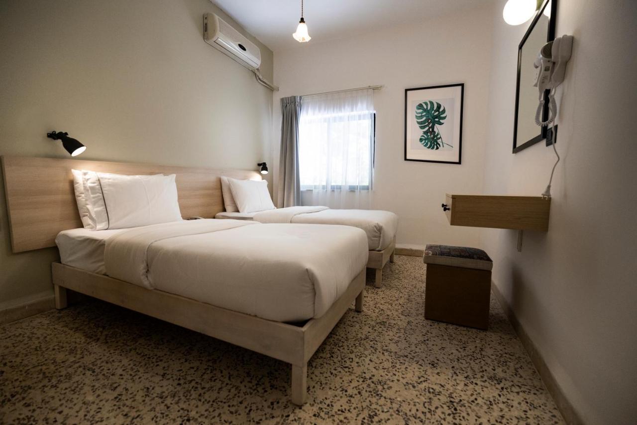 Julia'S Hotel Suites Amman Extérieur photo